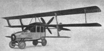 Curtiss Autoplane, pokus o létající automobil už z roku 1917. Zdroj: Wikpedia