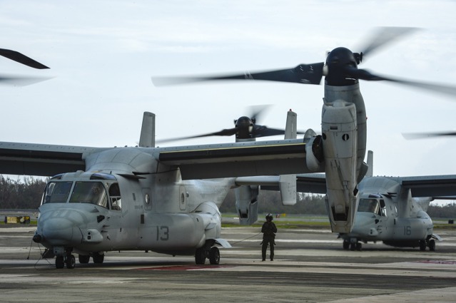 V-22 na Luis Muñoz Marín International Airport, San Juan, Portoriko. Foto: Sgt. Joshua L. DeMotts 