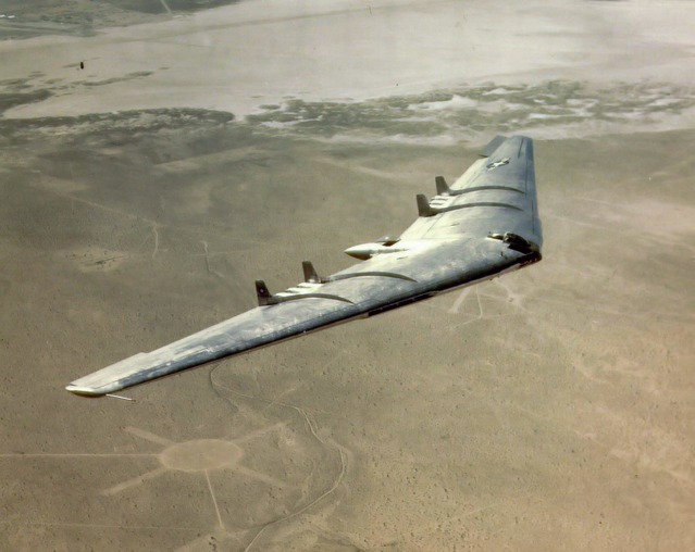 YB-49 nad Kalifornií. Zdroj: Wikimedia Commons, USAF