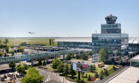 Letiště Václava Havla letos odbavilo zatím 139 tisíc letů a 15 milionů cestujících. Zdroj: Letiště Praha, a.s. Letiště Václava Havla letos odbavilo zatím 139 tisíc letů a 15 milionů cestujících. Zdroj: Letiště Praha, a.s.