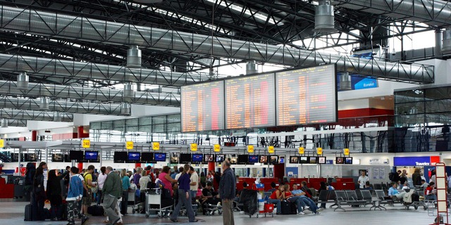 Odbavovací hala Terminálu 2 Letiště Václava Havla Praha. Foto: Jan Dvořák