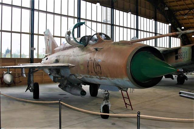 MiG-21MF v Leteckém muzeu Kbely. Díky laskavosti pracovníků muzea mohl Oldřich Pelčák do tohoto letounu po letech znovu usednout. Foto: Michal Beran
