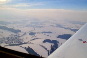 Pohled z expedičního OK-LEX na zasněžené Česko. Foto: Miloš Dermišek