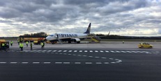 Ryanair bude provozovat z pardubického letiště od pondělí 26. března 2018 již dvě linky. Zdroj: Letiště Pardubice Ryanair bude provozovat z pardubického letiště od pondělí 26. března 2018 již dvě linky. Zdroj: Letiště Pardubice
