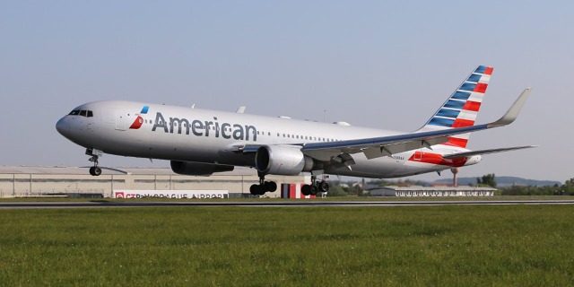 B767-300 American Airlines při zahájení linky Filadelfie - Praha. Zdroj: Letiště Praha, a.s.