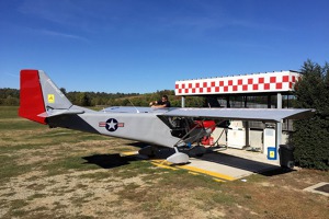 ICP Savannah S all'aeroporto di Castelnuovo Don Bosco durante il rifornimento.