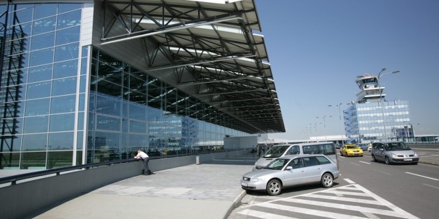 Letiště Praha jedním z nejvýznamnějších architektonických děl uplynulých 100 let na území České a Slovenské republiky.