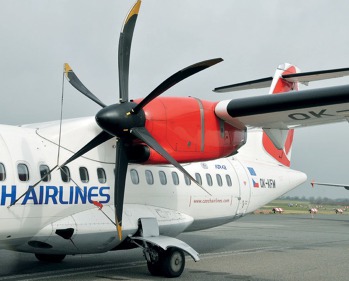 Moderní šestilistá vrtule letadla ATR-42- 500, typického představitele současných regionálních turbovrtulových letadel.