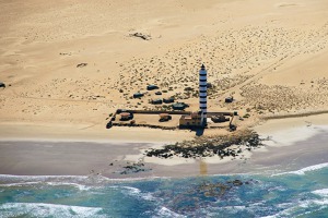 Maják Faro el Cabino na pobřeží Západní Sahary. Foto: Jiří Pruša