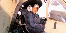 Jiří Macura v kabině Mi-24. Foto: Archiv J. Macury Jiří Macura v kabině Mi-24. Foto: Archiv J. Macury