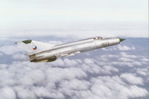 Vladislav Balda za řízením MiG-21R.  Foto: Archiv V. Baldy