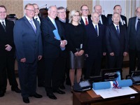 Oceněné osobnosti letectví a kosmonautiky za rok 2018. Michal Beran čtvrtý zprava. Foto: PSP ČR Oceněné osobnosti letectví a kosmonautiky za rok 2018. Michal Beran čtvrtý zprava. Foto: PSP ČR