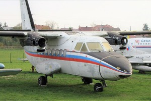 První čtyřistadesítka - LET XL-410 Turbolet v.č. 001, se díky našim předchůdcům v muzeu dochovala do dnešních dnů...  Foto: archiv LMKU