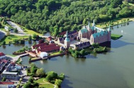 Renesanční zámek Frederiksborg.
