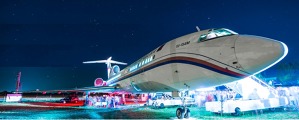 Rozsvícený Tupolev Tu-154M OK-BYZ v LMK. 