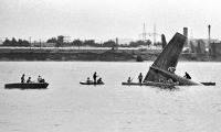Takto letoun spatřili záchranáři, když dorazili k místu nehody. Zdroj: Archiv D. Púchovského Takto letoun spatřili záchranáři, když dorazili k místu nehody. Zdroj: Archiv D. Púchovského