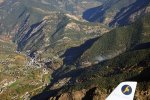 Pyrenejské údolí, v němž leží ministát Andorra.