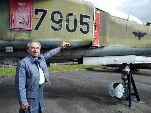 Ján Skladányi a MiG-23U ve kbelském leteckém muzeu. 