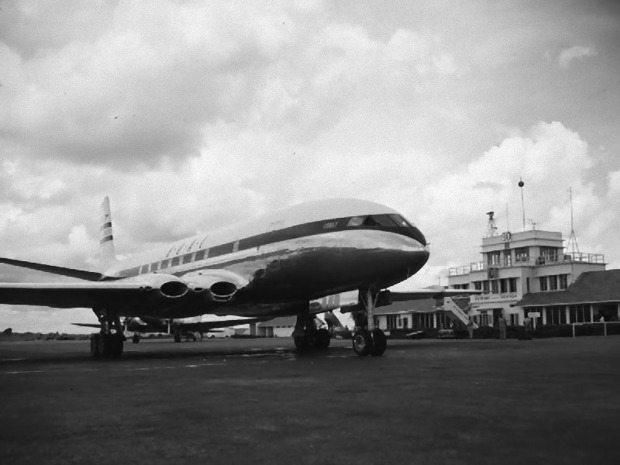  Comet 1 G-ALYP na letišti v Entebbe v roce 1952