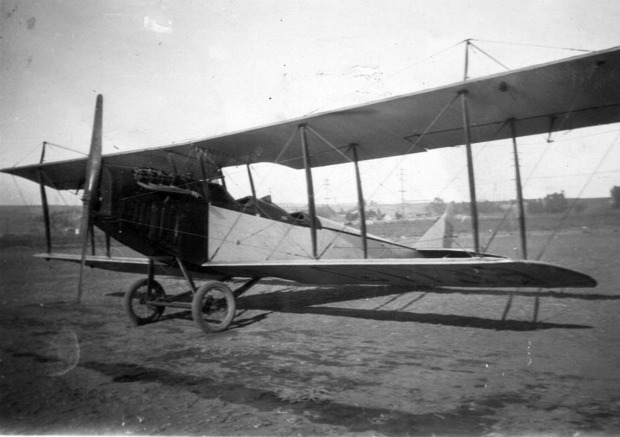 Curtiss JN-4 Jenny. Letoun na kterém se naučila létat celá generace amerických pilotů