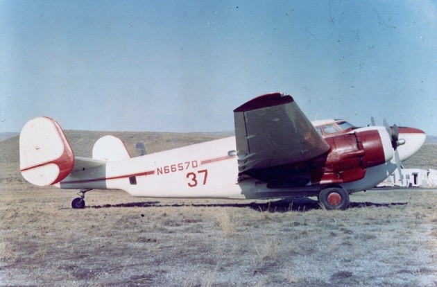 Harpoon na počátku své civilní kariéry. Wenatchee 1962. Foto_P. Bowers