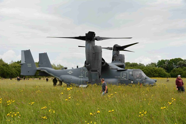 Bell Boeing V-22 Osprey, při oslavách 75 výročí vylodění v Normandii