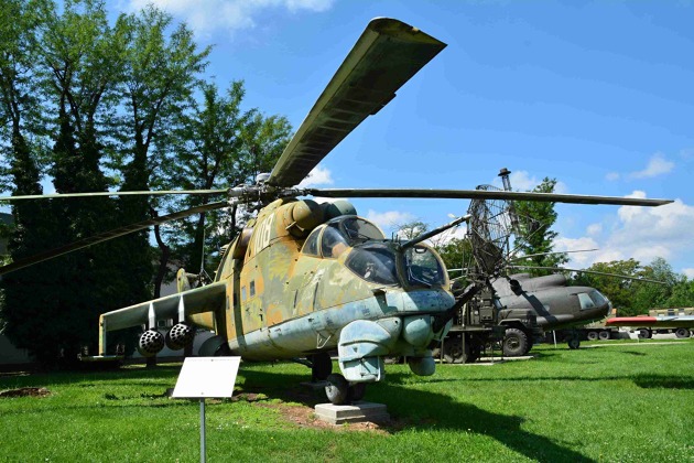Mil Mi-24D, poslední kousky můžete vidět i u nás ve vzduchu