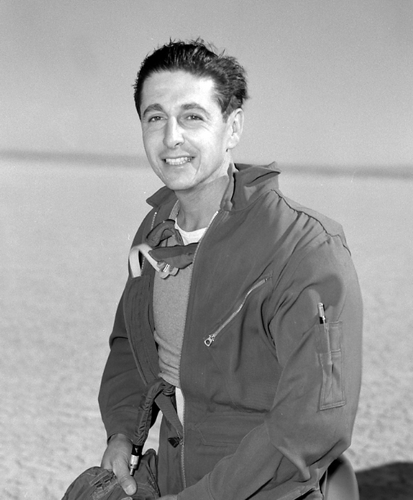 Albert Scott Crosfield (Foto NASA)