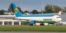 Uzbekistan Airw na letišti v Ostravě Uzbekistan Airw na letišti v Ostravě