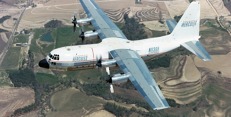 Lockheed L-100 N1130E při památném letu. Oba vnější motory jsou vypnuté a vrtule zapraporované. Foto: Lockheed Martin Lockheed L-100 N1130E při památném letu. Oba vnější motory jsou vypnuté a vrtule zapraporované. Foto: Lockheed Martin