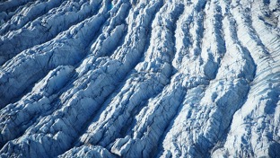 Takhle vypadá struktura Ice capu, na možnost přistání to tu nevypadá