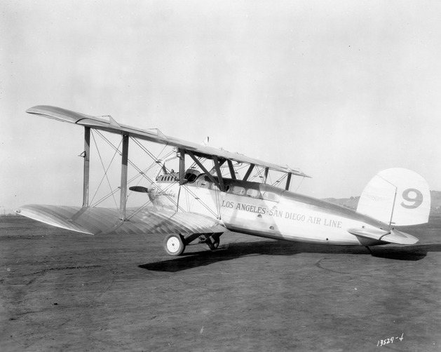 Douglas Cloudster po přestavbě na dopravní letoun