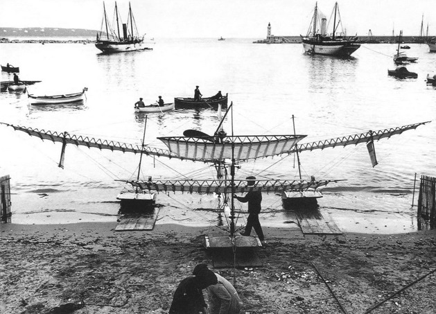 Hydravion v Monaku v roce 1911 