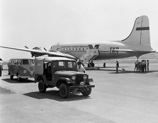 Douglas DC-4 přestavěný C-54 portugalských TAP