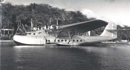 M-130 China Clipper, NC14716, v Honolulu 