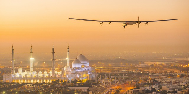 Testovací let Solar Impulse 2 (video)