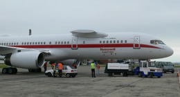 Zkušební B 757 firmy Honeywell v Brně