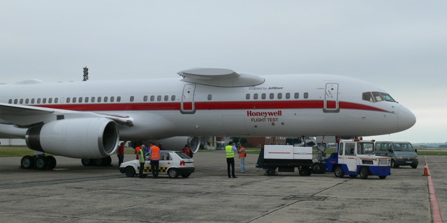 Zkušební B 757 firmy Honeywell v Brně