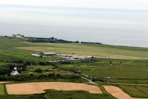 Letiště na ostrově Alderney 07.jpg