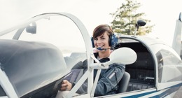 Pojištění odpovědnosti pilota: jistota, kterou si zaslouží každý, kdo usedá do kokpitu.