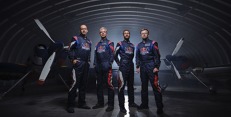redbullaerobaticsteam_zdroj_red_bull_cz_dan_vojtěch.jpg