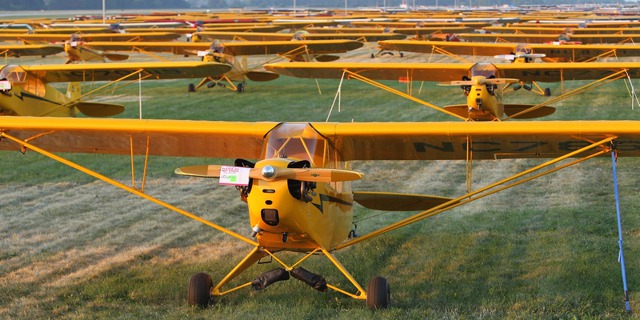 j-3_v_oshkoshi_web.jpg