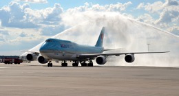 Boeing 747-8I při prvním příletu do Prahy na lince Soul - Praha Korean Air.