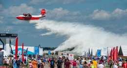 Létající člun Martin Mars na AirVenture 2016