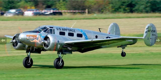 beechcraft_18_af_258_foto_archiv_letiště_letňany.jpg