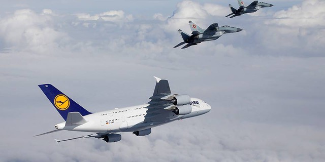 baf-mig-29s-welcome-a380-3.jpg