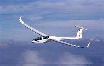 gliding2_grande_285ae7b8-b79b-4694-9c3e-99aed354389b_large_2.jpg