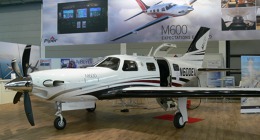 Evropskou premiéru se ve Friedrichshafenu odbyla i vlajková loď společnosti Piper Aircraft, turbínový model M600. Foto: Michal Beran, Flying Revue