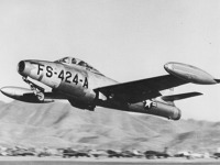 f-84e_of_9th_fighter-bomber_squadron_in_korea.jpg