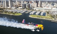 kirby-chambliss-flies-over-san-diego---red-bull-air-race.jpg